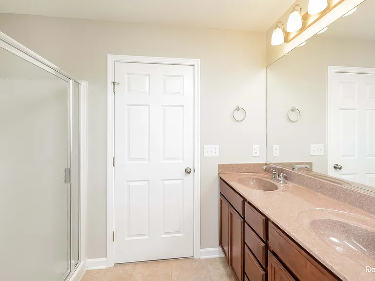 5787 Midstream Cir — Photo 13