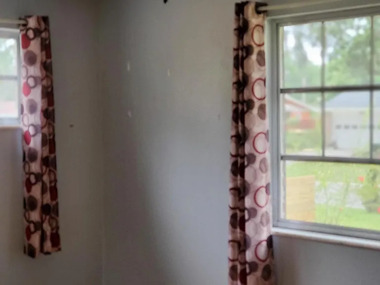 4940 Brighton Dr — Photo 10
