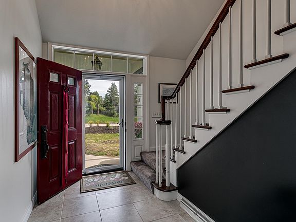 5th image of 1701 S Hillcrest Dr