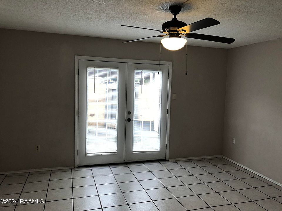 1318 Dulles Dr APT E, Lafayette, LA 70506 Zillow