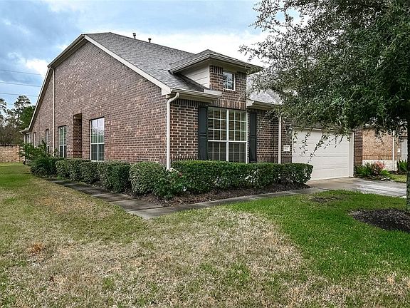2nd image of 14112 Commons Cove Ct