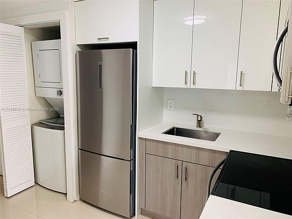 2nd image of 12840 NE 6th Ave APT 3