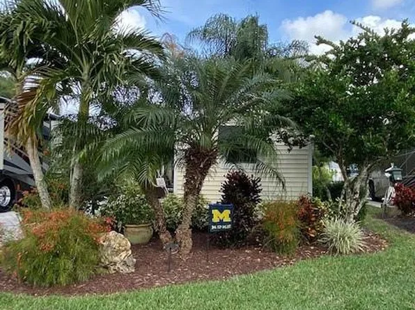 3027 Cupola Ln N, Labelle, FL 33935
