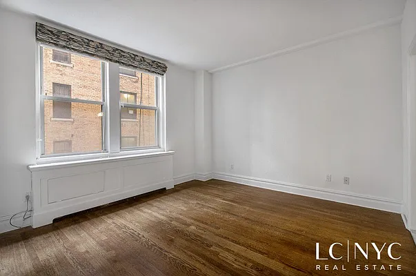 Rented by Keller Williams NYC | media 16