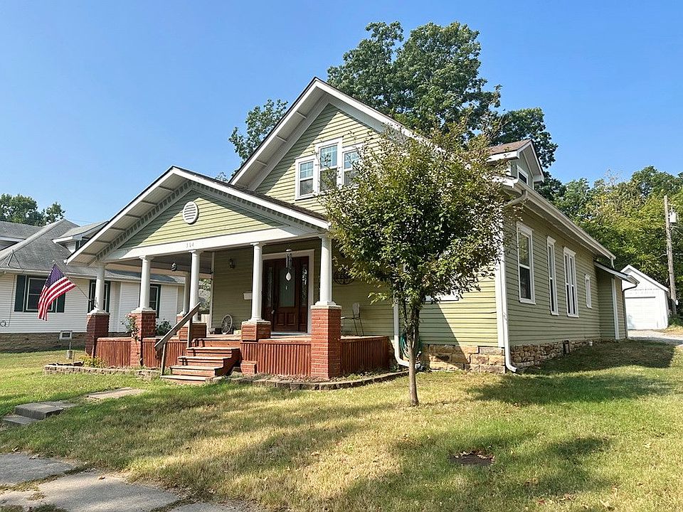 1st image of 304 N Main St