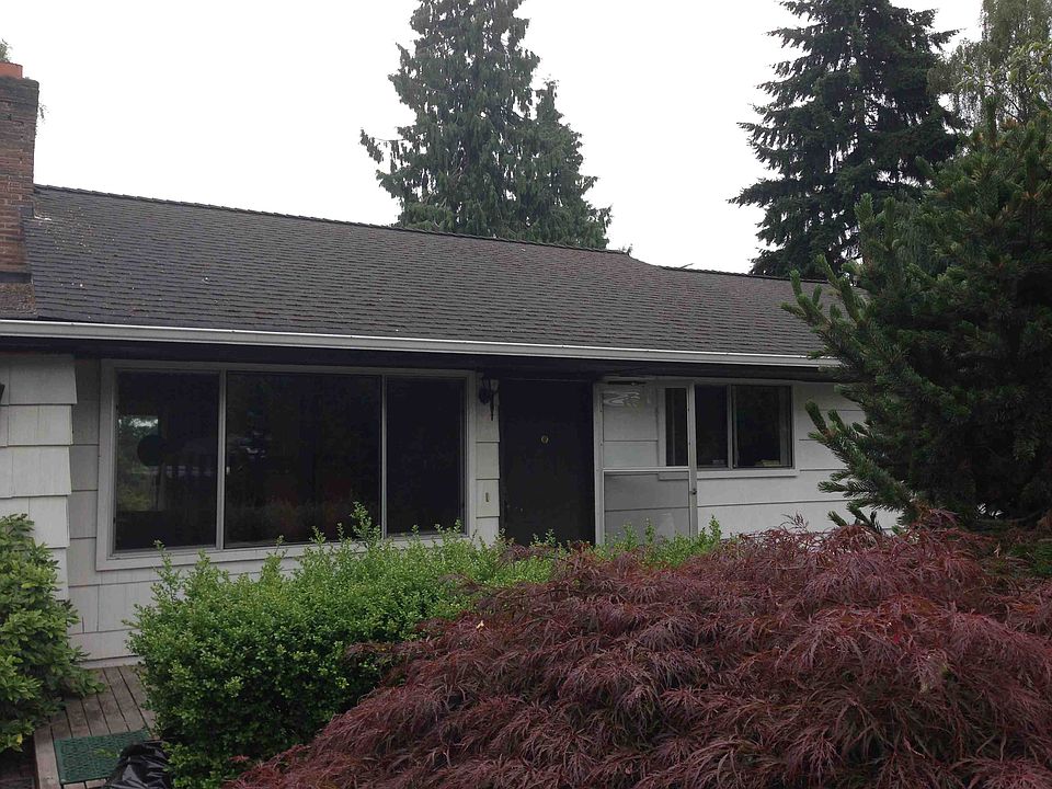 2nd image of 4405 NE 60th St