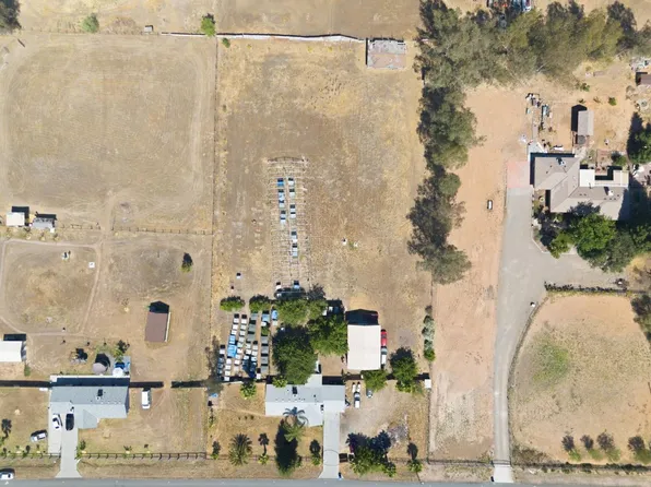 20105 Olympia Rd, Madera, CA 93638