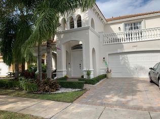 8983 SW 206th St, Cutler Bay, FL 33189
