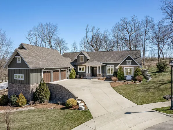 2840 S Morningway Drive, Springfield, MO 65804