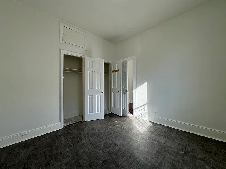 165 Nichols Ave #1M — Photo 2