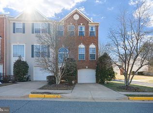 8455 Carmela Cir, Springfield, VA 22153