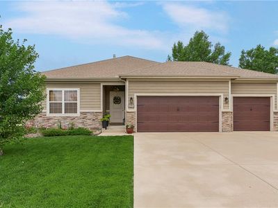 424 E Pawnee Ln, Gardner, KS, 66030