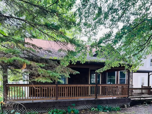 9629 River St, Clay, MI 48001