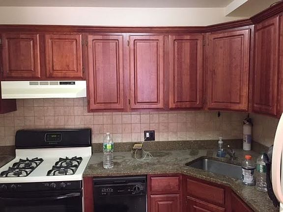 4th image of 598 President St