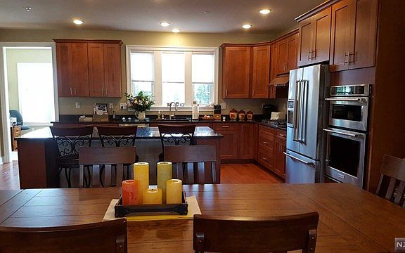 3rd image of 603 Cottonwood Ct #603