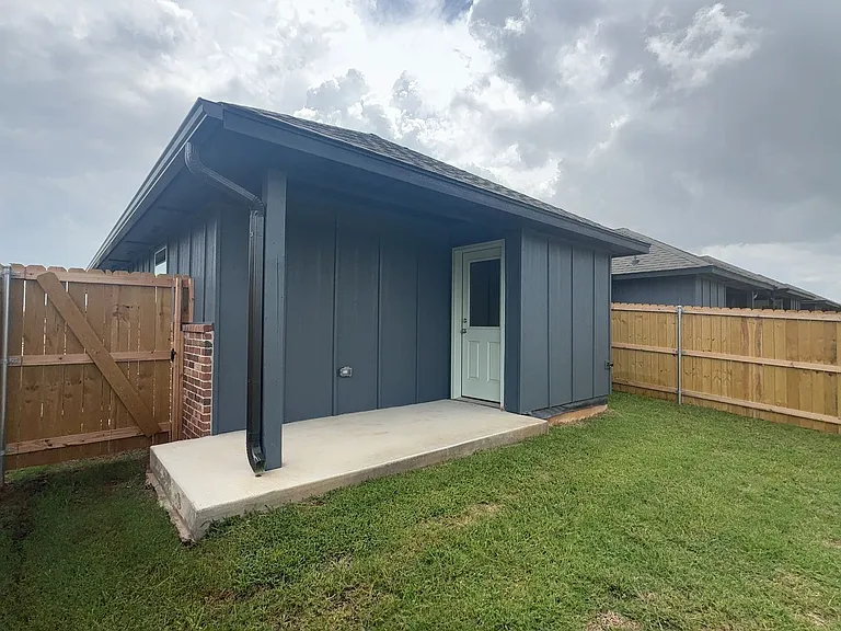 11515 University Dr — Photo 21