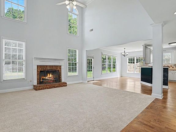 2nd image of 1031 Jordan Rd