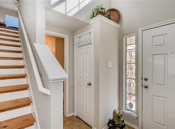 2nd image of 318 Delby St