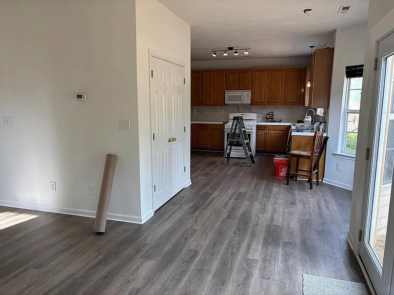 2437 Annie Cir — Photo 7