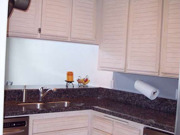 3rd image of 2144 Los Feliz Dr