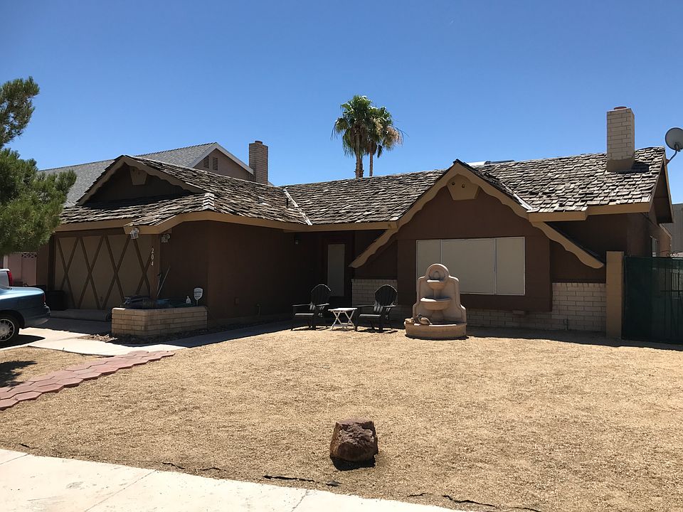 1st image of 204 Estella Ave