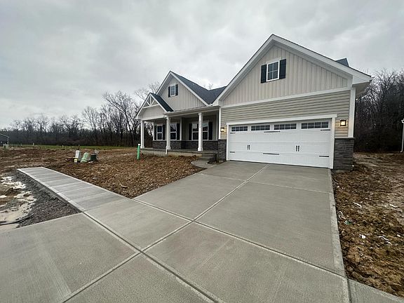 Cumberland with Finished Basement Covered Porch