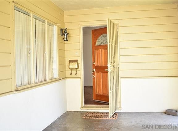4th image of 727 Live Oak Dr