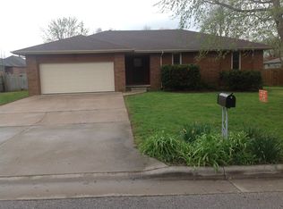 3206 W Marcella Dr, Springfield, MO 65810