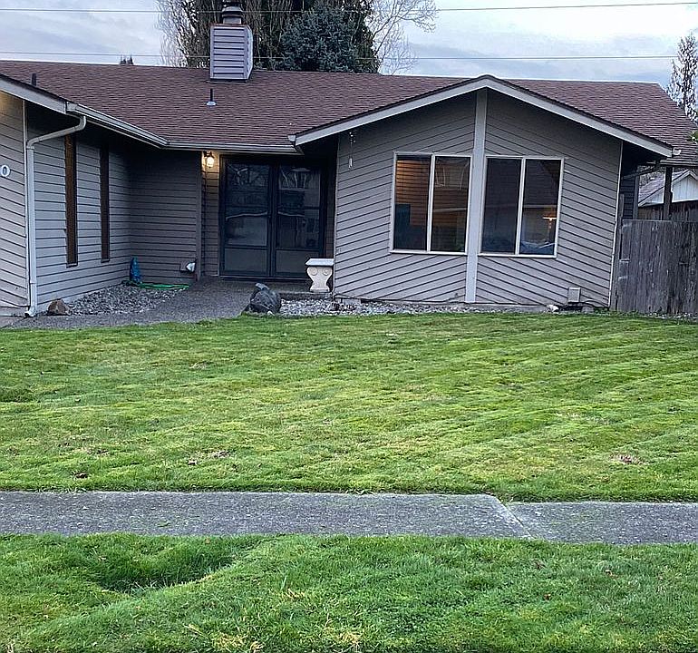 2nd image of 130 Villa Rd