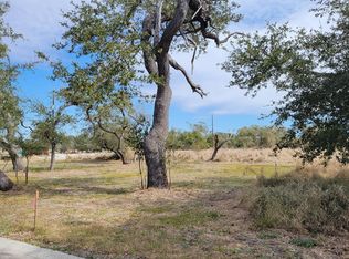 101 Elmo Brundrett Dr, Rockport, TX 78382