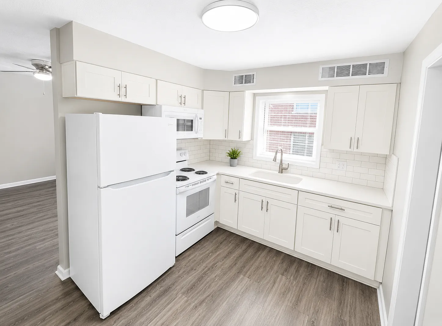 1 bed, 600 sqft, $900 — Photo 3