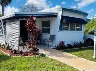 415 Gardenia Ct, Deerfield Beach, FL 33442