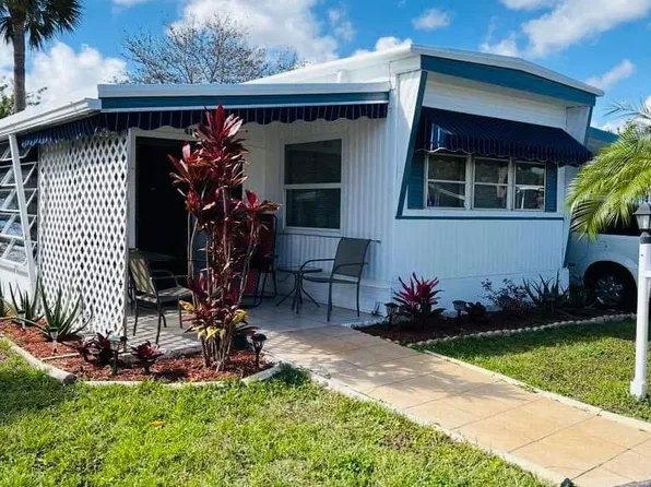 415 Gardenia Court, Deerfield Beach, FL 33442