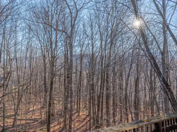 303 Winding Way, Killington, VT 05751