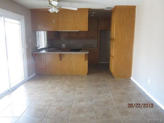 3rd image of 2727 S Walker Ave