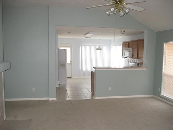 4th image of 2904 Windy Hollow Ln