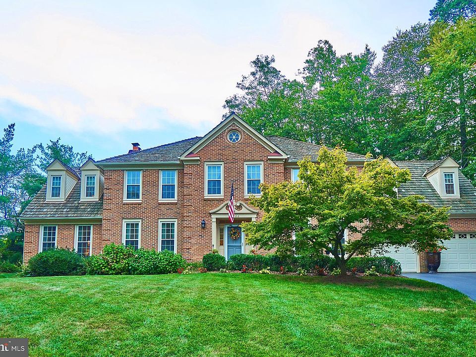 1st image of 10800 Fieldwood Dr