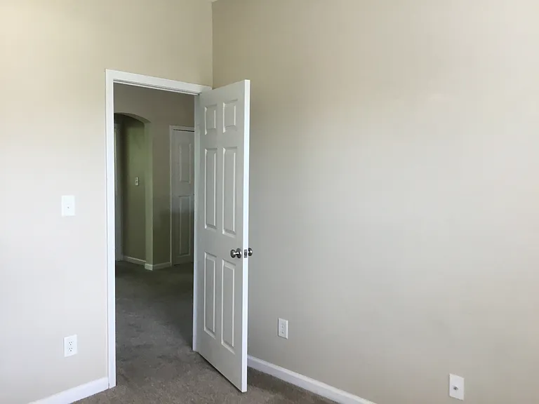615 Upwey Ct — Photo 18