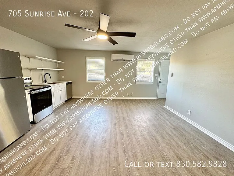 705 Sunrise Ave #202 — Photo 10