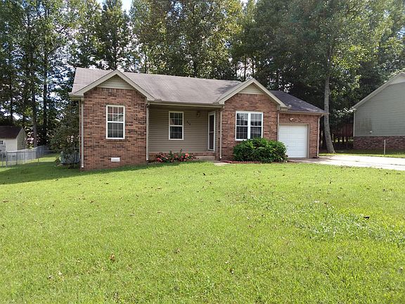 2nd image of 628 Ashley Oaks Dr