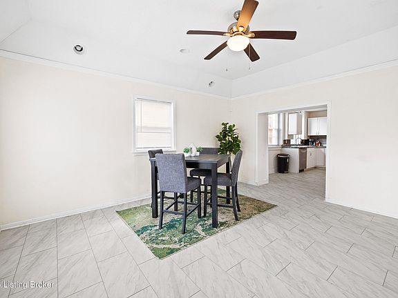 4th image of 319 E Saint Catherine St