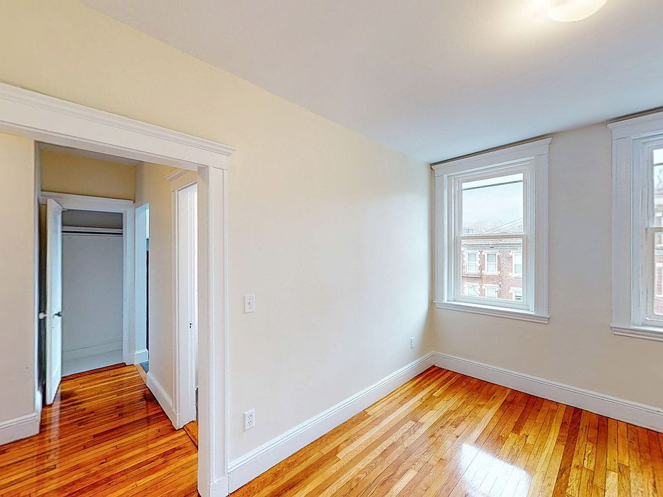 1st image of 109 Brainerd Rd APT 15