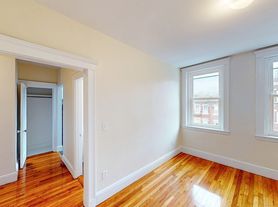 109 Brainerd Rd