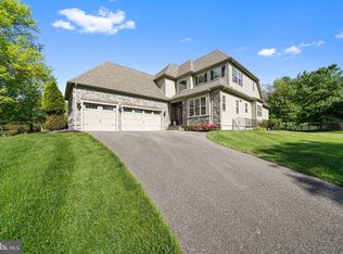 4897 Threadneedle Rd, Wilmington, DE 19807