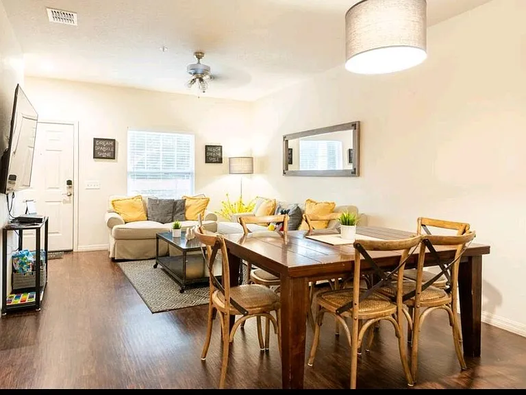 5366 Diplomat Ct #103 — Photo 31