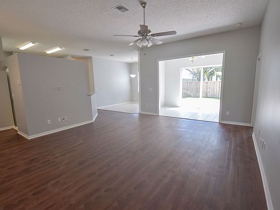 5th image of 5241 Wild Cinnamon Dr