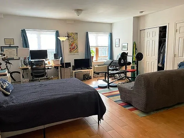 25-36 38th St #1F — Photo 3