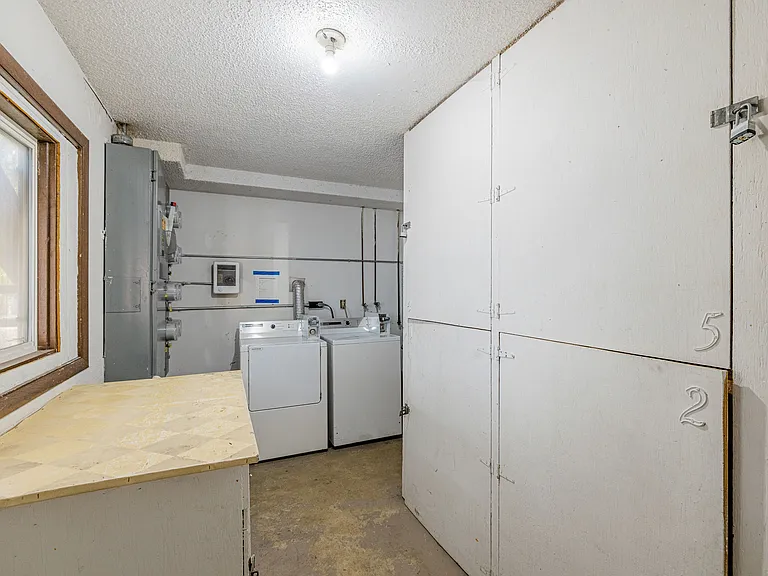922 C St #3 — Photo 16