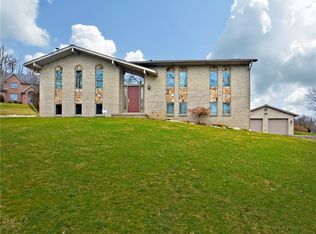 11370 Guffey Rillton Rd, North Huntingdon, PA 15642