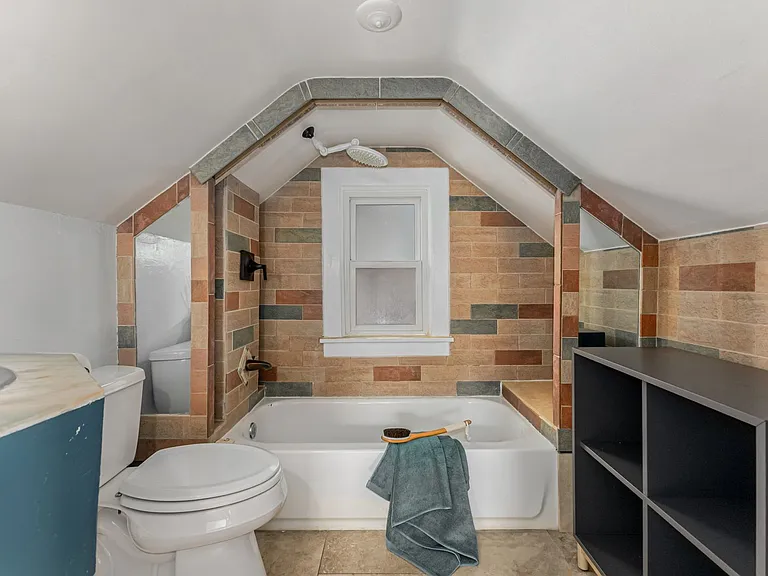 1130 N Lafayette St #5 — Photo 14